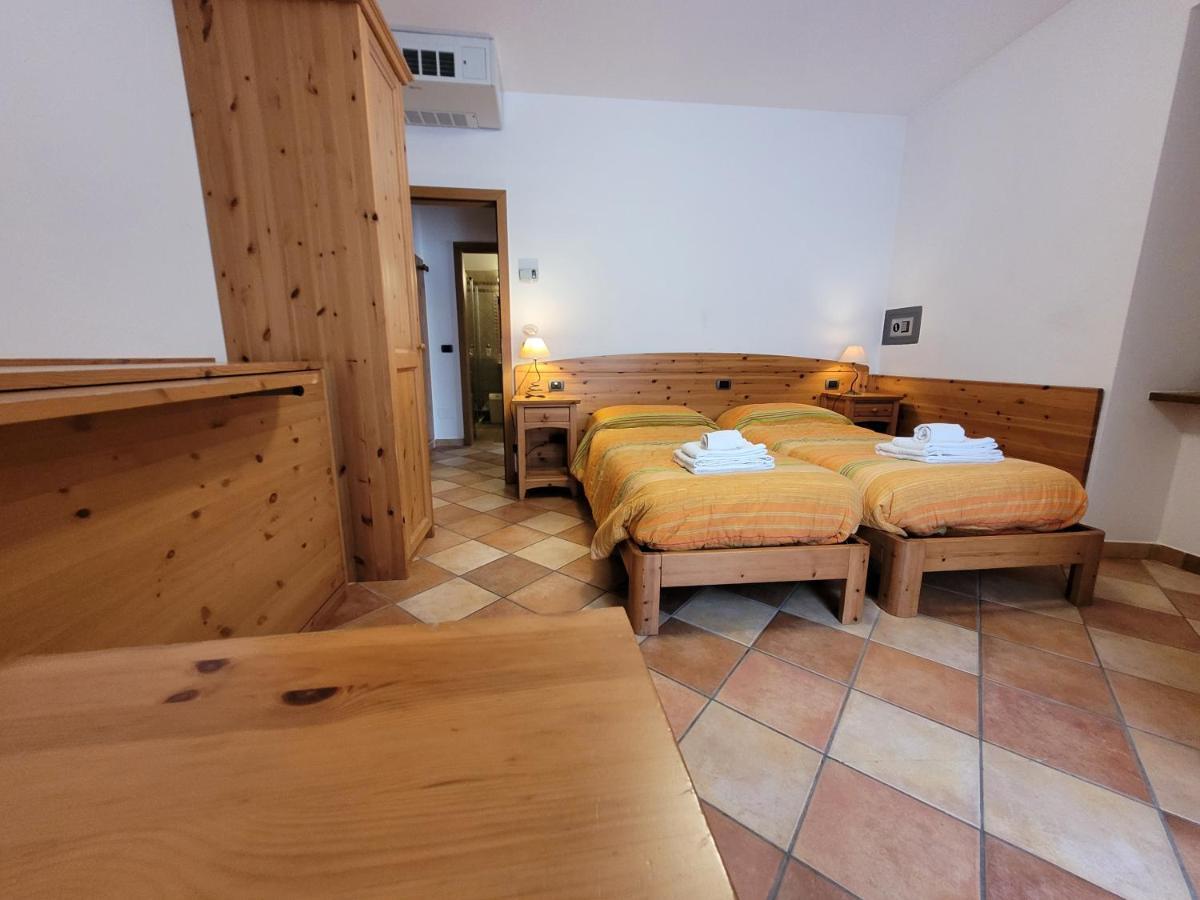 Rainbow Aparthotel Rovereto  Buitenkant foto