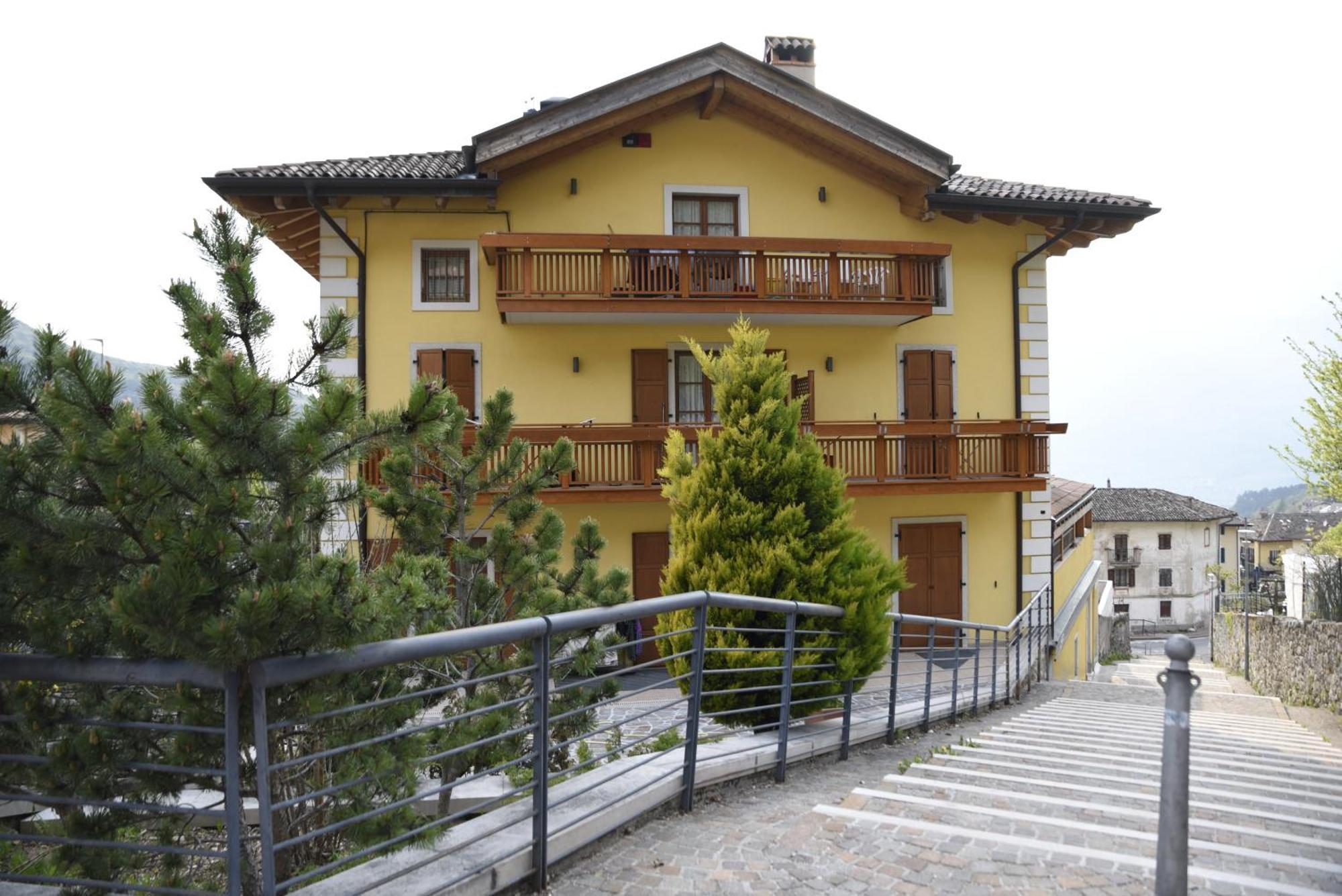 Rainbow Aparthotel Rovereto  Buitenkant foto